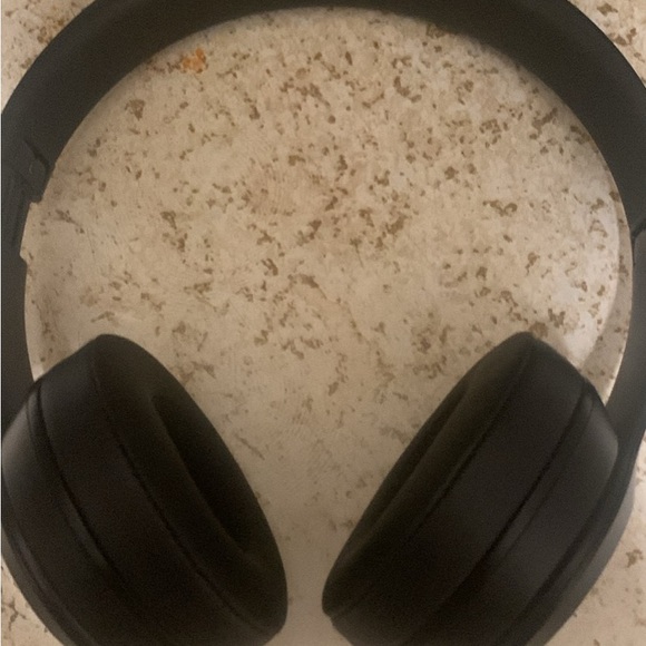 beats solo 3 black